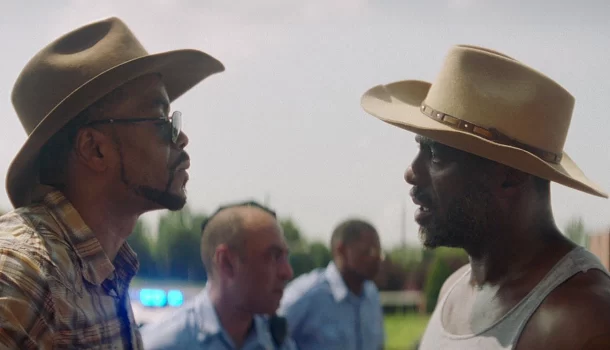 Faroeste moderno com Idris Elba, ignorado pela crítica, é um dos melhores filmes da história da Netflix