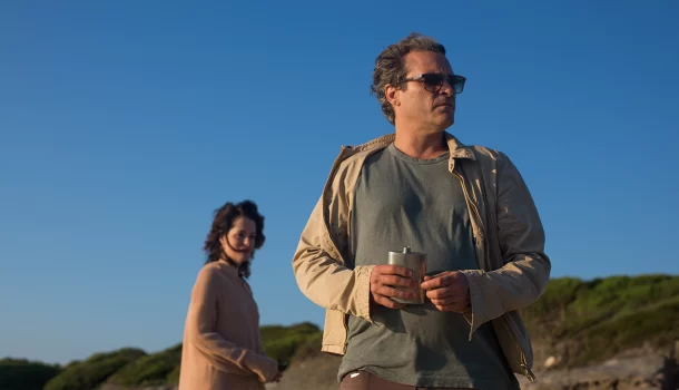 Suspense com Joaquin Phoenix que explora filosofias de Kierkegaard e Nietzsche, na Netflix