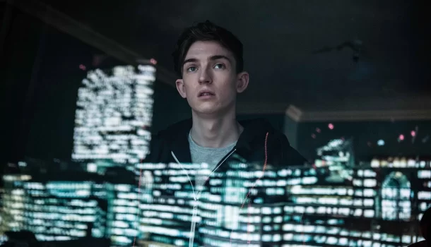 O filme oculto da Netflix que vai deixar os fãs de Black Mirror perplexos