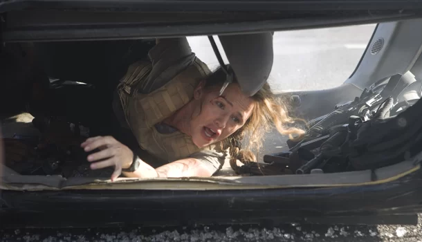 Thriller de ação com Jamie Foxx e Jennifer Garner, na Netflix, não vai te deixar desgrudar os olhos da tela