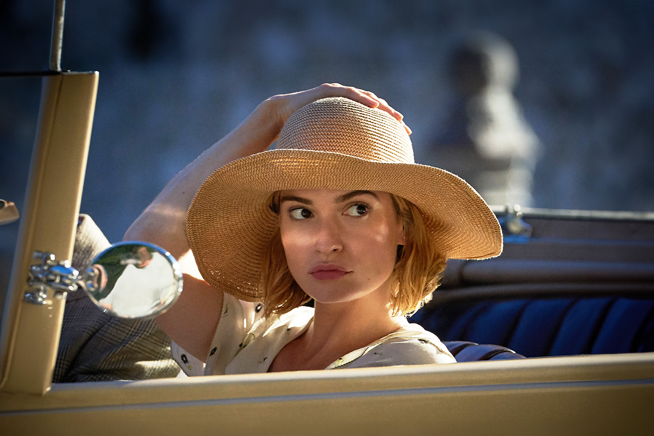Baseado em best seller com 3 milhões de cópias vendidas, história contada por Hitchcock e recontada com Armie Hammer e Lily James, está na Netflix