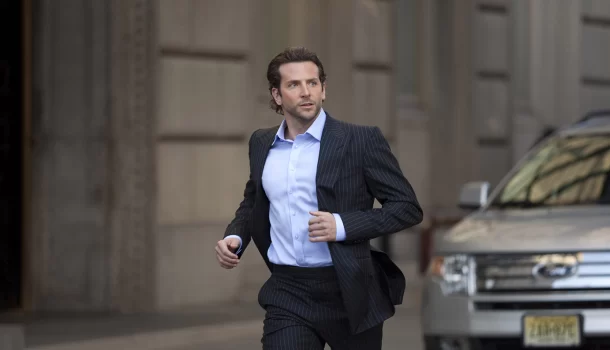 Suspense com Bradley Cooper e Robert De Niro, na Netflix, arrecadou mais 700 milhões de reais nos cinemas