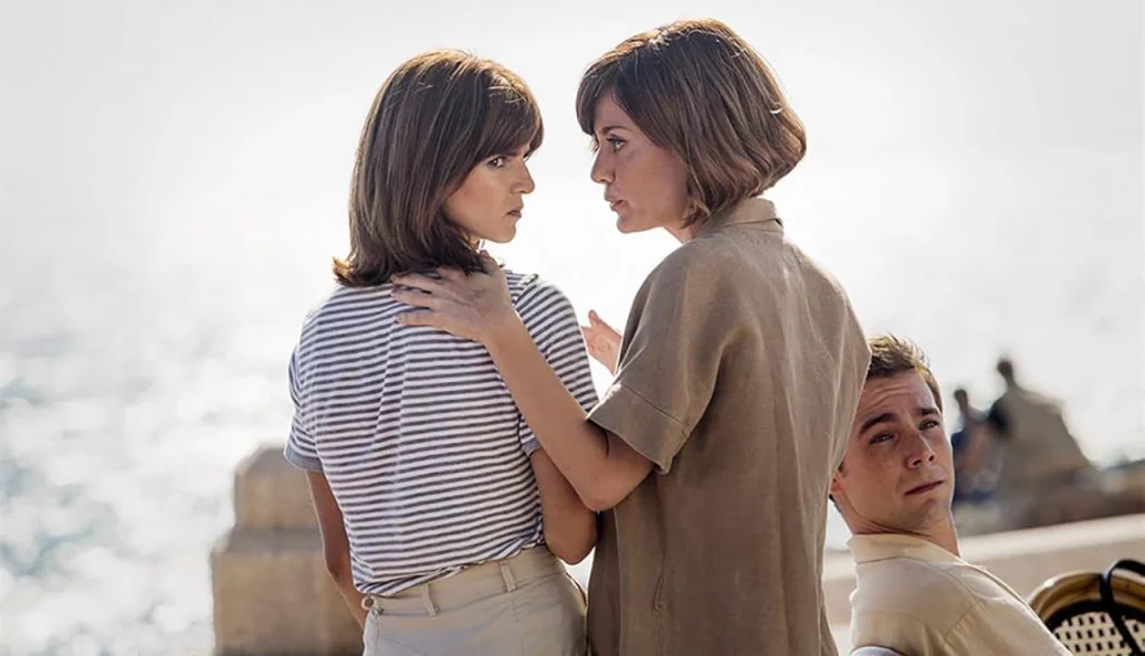 Gente que Vai e Volta (2015), Patricia Font