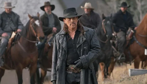 Inspirado em Tarantino, faroeste com Danny Trejo e Mickey Rourke na Netflix vai te transportar ao inferno