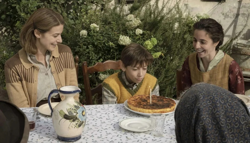 O Trem Italiano da Felicidade (2024), Cristina Comencini