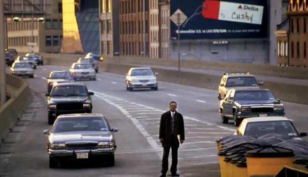 Com Ben Affleck e Samuel L. Jackson, essa obra-prima chegou à Netflix e vai deixar você em choque até o último minuto