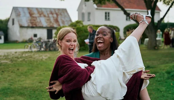 A melhor comédia romântica de 2025: a história de amor sueca que vai derreter seu coração na Netflix