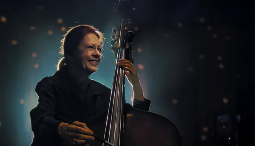 A Única Mulher na Orquestra