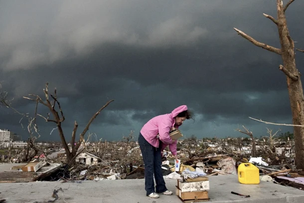Tornado: Joplin em Ruínas