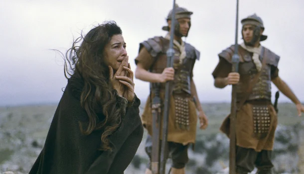 Filme que fez as pessoas desmaiarem e vomitarem nos cinemas é também maior bilheteria de língua não inglesa da história, na Netflix