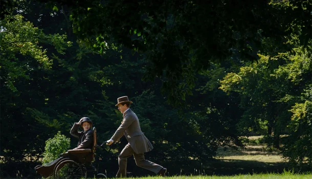 Com atuação digna de Oscar de Benedict Cumberbatch, filme está no Prime Video