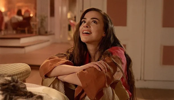 Simples, leve e deliciosamente boba: a comédia da Netflix que entende que rir também é cura