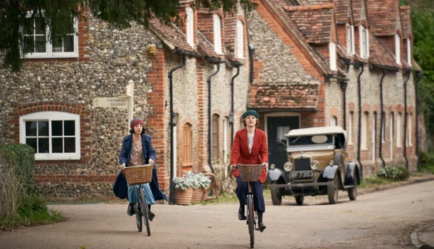 A melhor estreia da Netflix em abril: amor e mistério no romance de Graham Swift que acerta onde a alma costuma doer