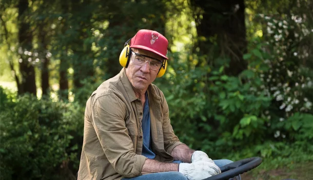 Suspense com Dennis Quaid na Netflix vai te fazer se perguntar: e se fosse comigo?