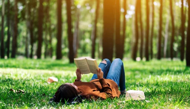 10 livros sobre solidão e autoconhecimento que vai tocar cada pedaço da sua alma