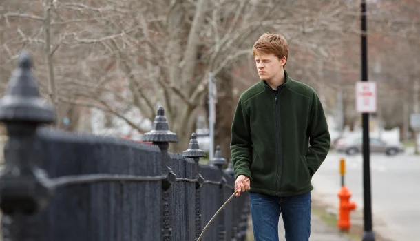 Nenhum filme vai te tocar tanto quanto essa obra-prima vencedora de 2 Oscars e indicada a mais de 260 prêmios — na Netflix