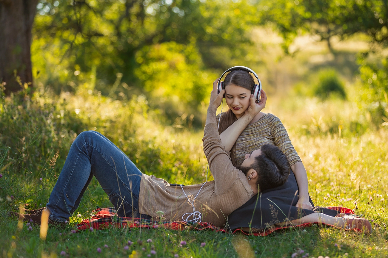 A linguagem perfeita do amor: 5 livros que unem literatura, música e romance