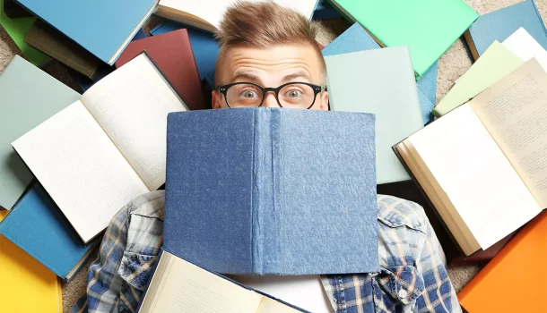7 livros mais vendidos do mundo no último ano que possuem edições em português