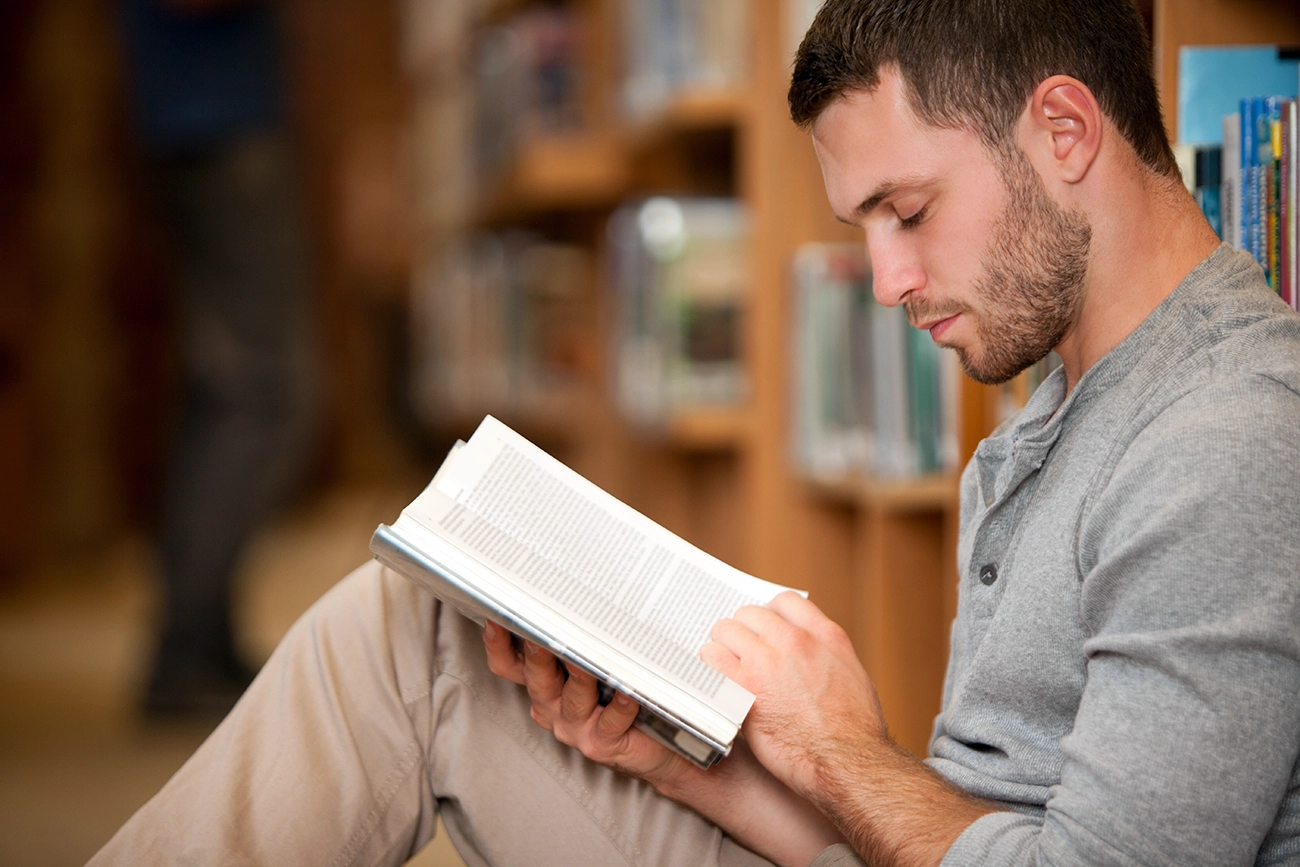 Desafio Nobel de Literatura: Você leu no máximo 8 desses 75 livros — e isso expõe o mundo, não você