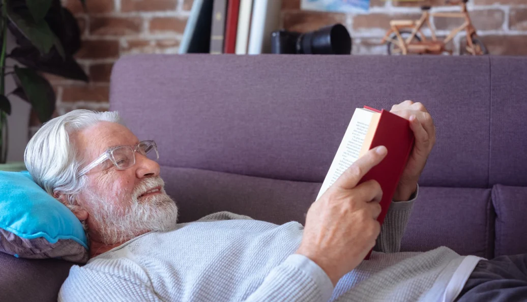 Homem Lendo