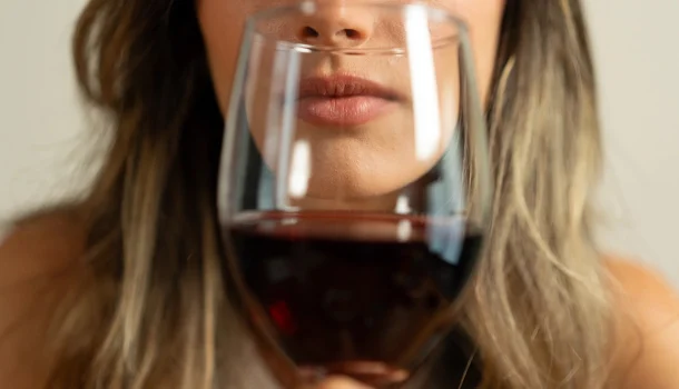 10 vinhos premiados que custam menos de R$ 100 — e parecem muito mais caros