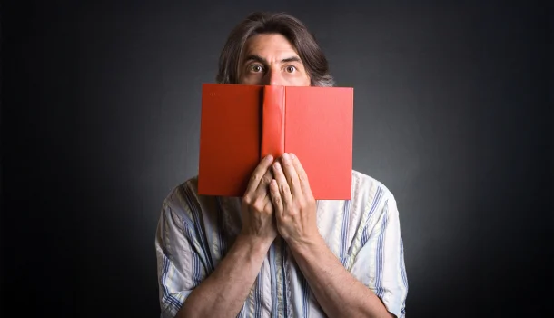 Leituras que deixam marcas: os 7 livros mais intensos, cruéis e belos já escritos