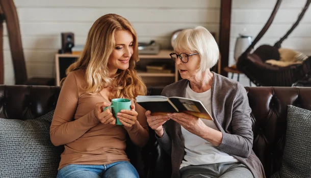 7 livros para presentear sua mãe — e fazê-la lembrar que ainda é protagonista da própria história