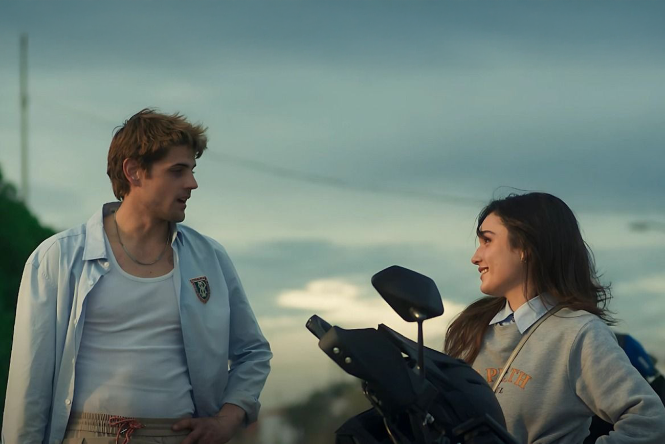 Por que mulheres inteligentes estão obcecadas por romances tóxicos em filmes como: Má Influência