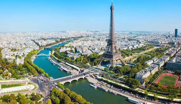 A má notícia é que há trombadinhas em Paris