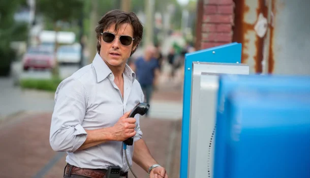 Tom Cruise vive o piloto real que traficava para Escobar e trabalhava para a CIA — ao mesmo tempo