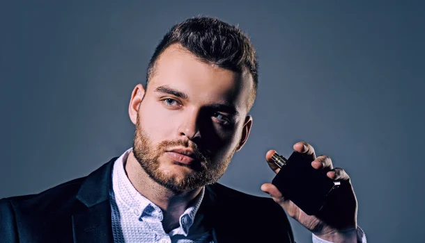 7 perfumes que fazem as pessoas literalmente pararem você na rua