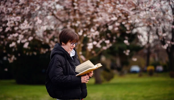 10 livros que você vai querer rasgar, abraçar e reler