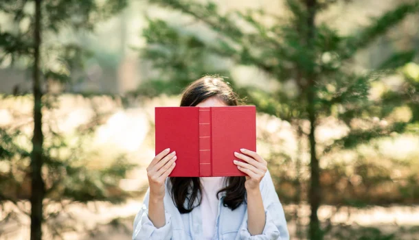 7 melhores romances contemporâneos que ninguém te indicou