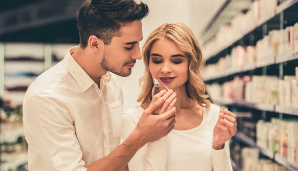 Os 5 perfumes femininos mais elogiados por homens (2025)