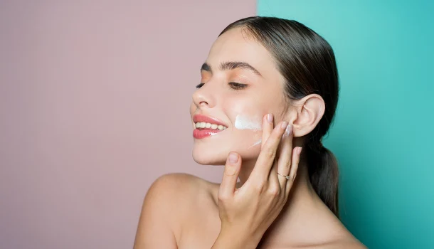 7 hidratantes corporais tão cheirosos que dispensam perfume