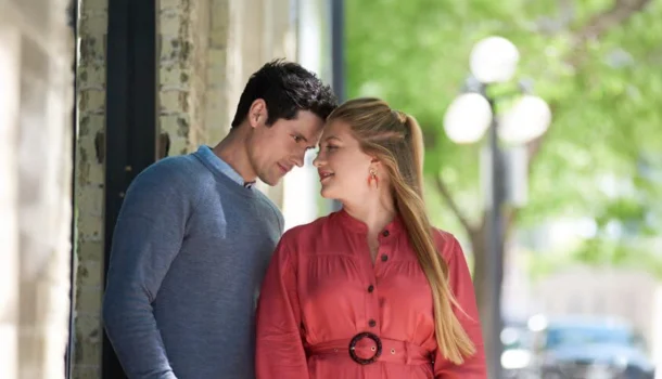 Nova na Netflix, uma história de amor para relaxar sem culpa e pensar melhor