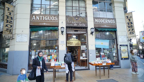 A história da livraria mais antiga da América Latina em operação