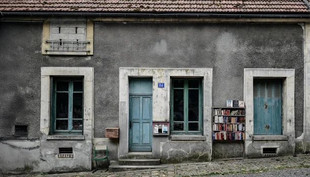 Quando a última livraria fechou, a cidade se despediu de si mesma