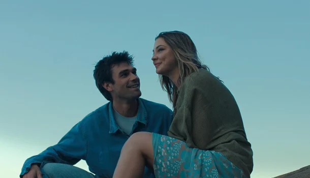 Uma das histórias de amor mais assistidas de 2025, até agora, está no Prime Video