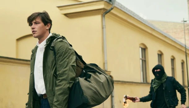 Com atmosfera densa e reviravoltas afiadas, novo suspense sueco da Netflix hipnotiza o público