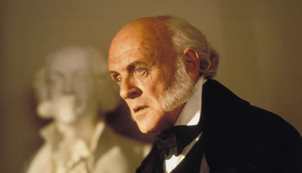 Absolutamente inesquecível: drama de Spielberg com Anthony Hopkins, ganhador de 4 Oscars, na Netflix