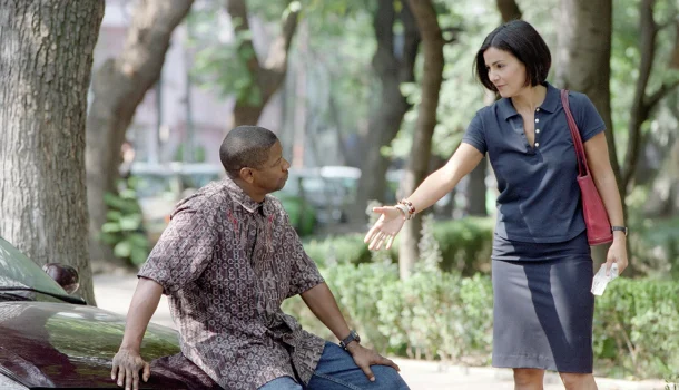 Filme com Denzel Washington, baseado em livro de Stephen King que ficou 50 semanas entre os mais vendidos, está na Netflix
