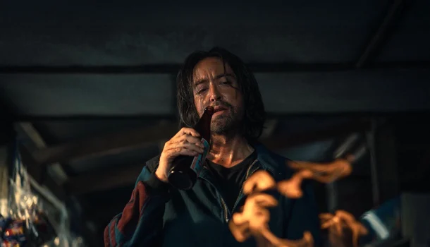 Um dos melhores filmes de 2025 estreou hoje na Netflix — e quase ninguém percebeu