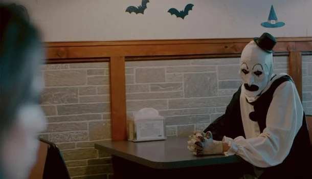 Terror sangrento no Prime Video vai te fazer encarar os piores pesadelos
