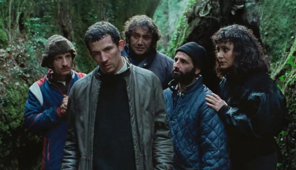 O filme de realismo mágico na Mubi que fez Cannes aplaudir por 9 minutos e vai te deixar em transe O filme de realismo mágico na Mubi que fez Cannes aplaudir por 9 minutos e vai te deixar em transe