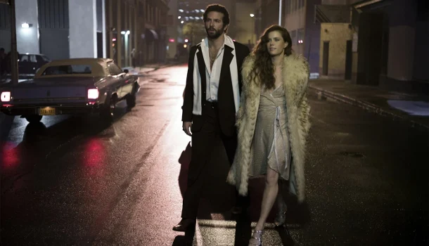 Roteiro afiado, elenco gigante: o filme que prova que crime pode ser sexy (e muito, muito divertido) — veja na Netflix Roteiro afiado, elenco gigante: o filme que prova que crime pode ser sexy (e muito, muito divertido) — veja na Netflix