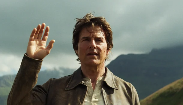 O melhor suspense de ação de 2025 chegou sob demanda ao Prime Video, e Tom Cruise não vai te deixar piscar
