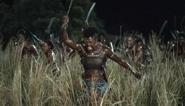 Prepare-se: Viola Davis está mais feroz do que nunca neste sucesso eletrizante na Netflix