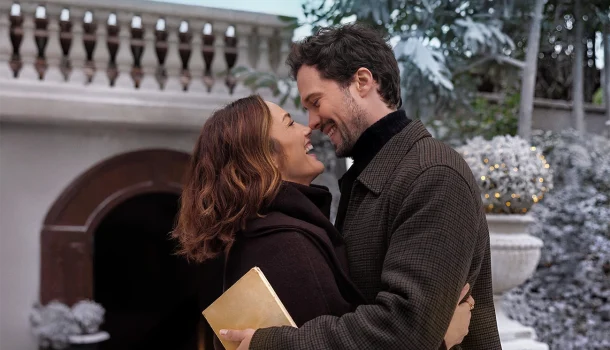 Romance da Netflix que transforma clichês em puro charme Romance da Netflix que transforma clichês em puro charme
