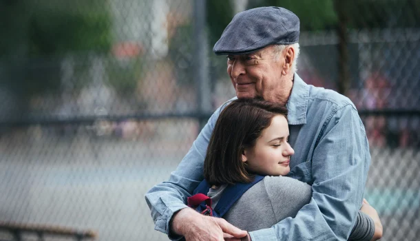 Acaba de chegar à Netflix uma das comédias policiais mais amadas da última década